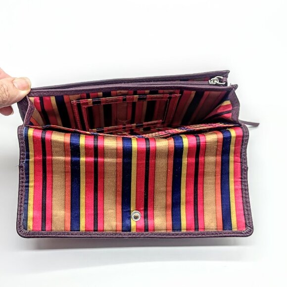 Pebble Texture Port Wine Woven Leather Striped Lined Wallet - Picture 4 of 7